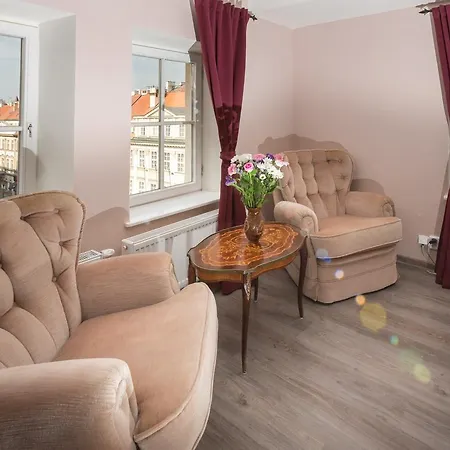 Royal Mustek Apartamento